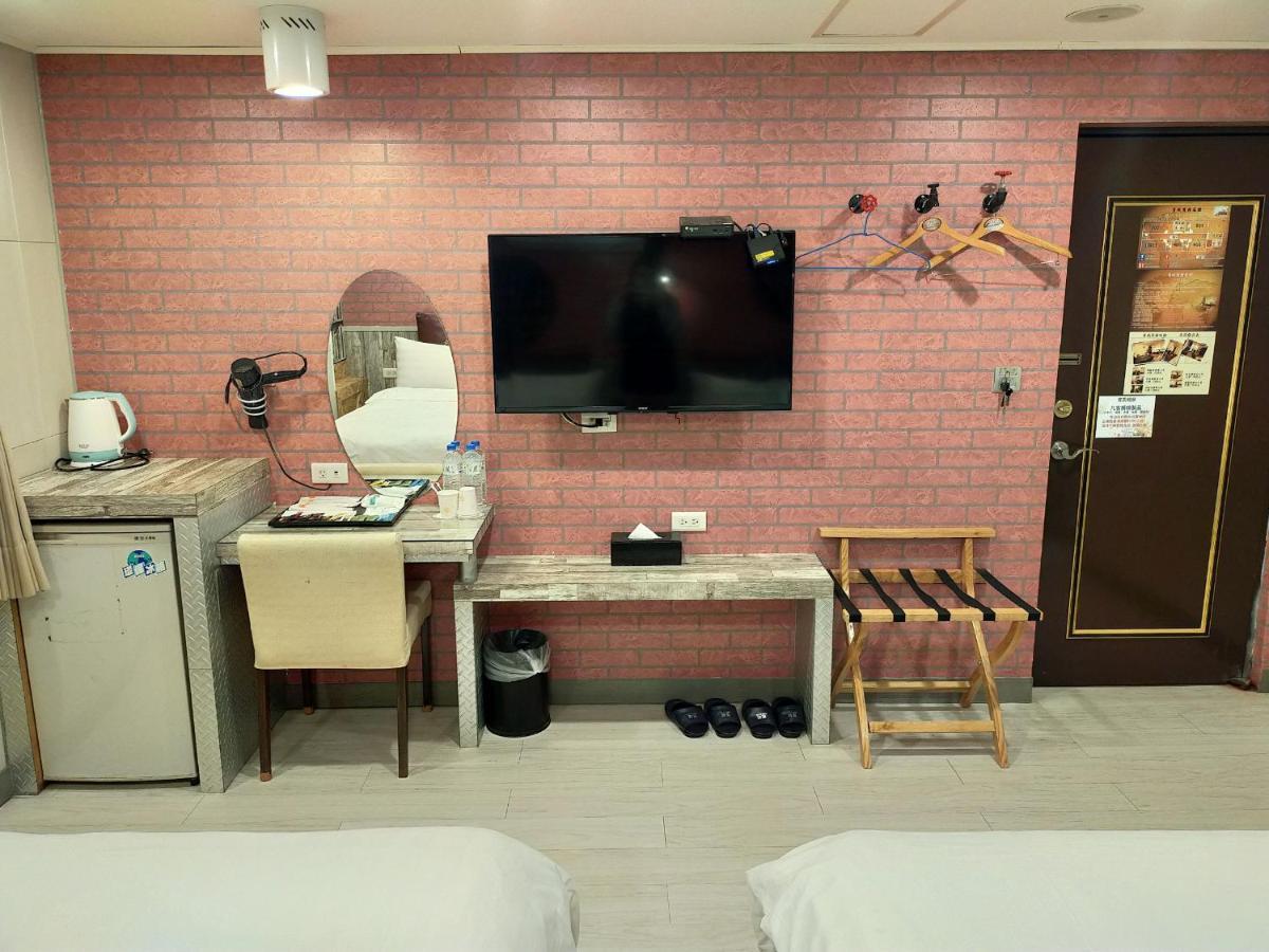 Bin Chen Business Hotel Hsinchu Exterior foto