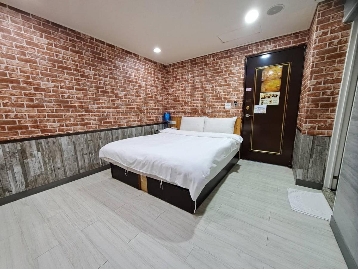 Bin Chen Business Hotel Hsinchu Exterior foto