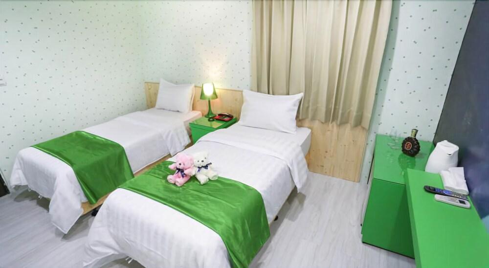 Bin Chen Business Hotel Hsinchu Exterior foto