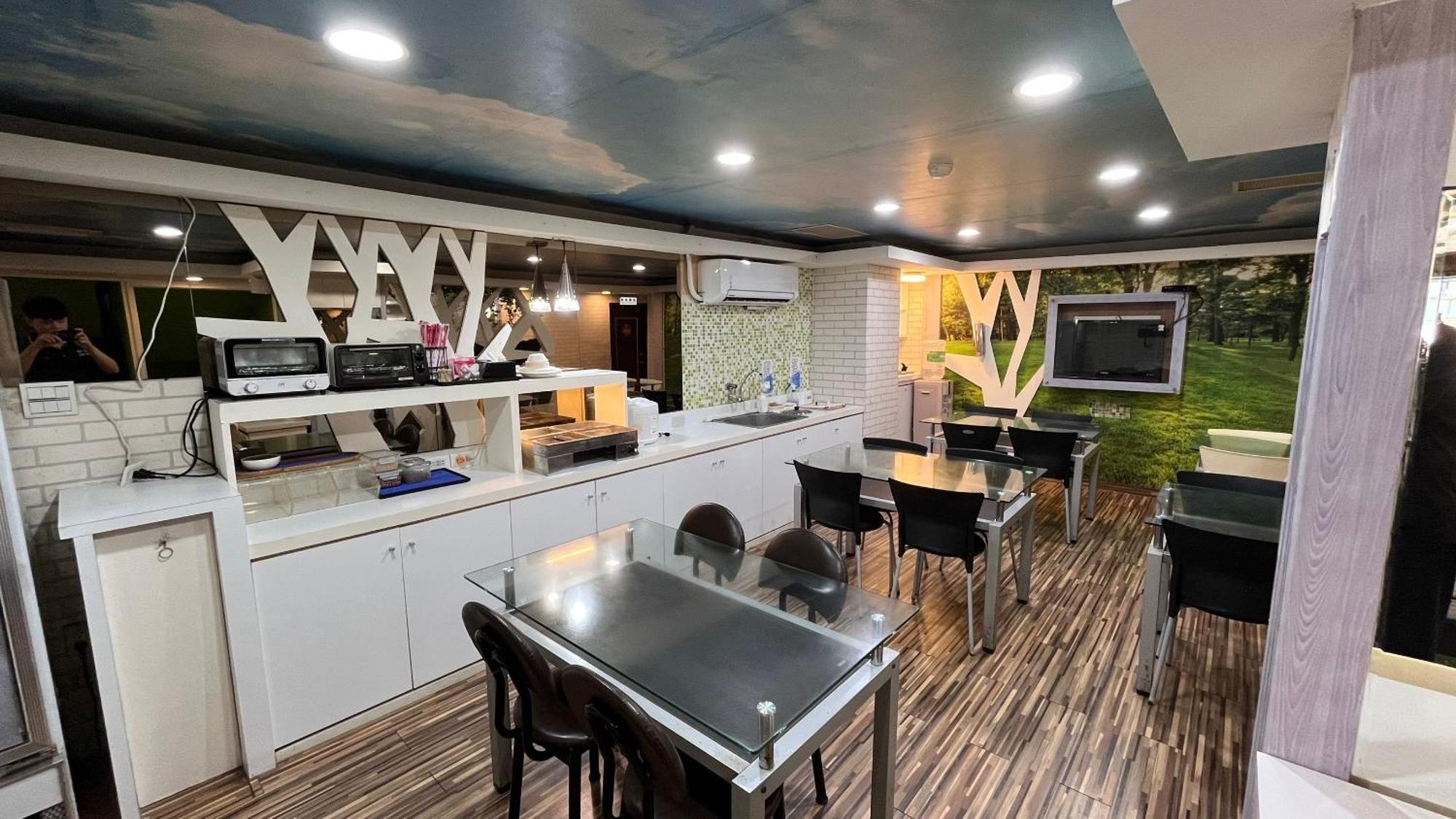 Bin Chen Business Hotel Hsinchu Exterior foto