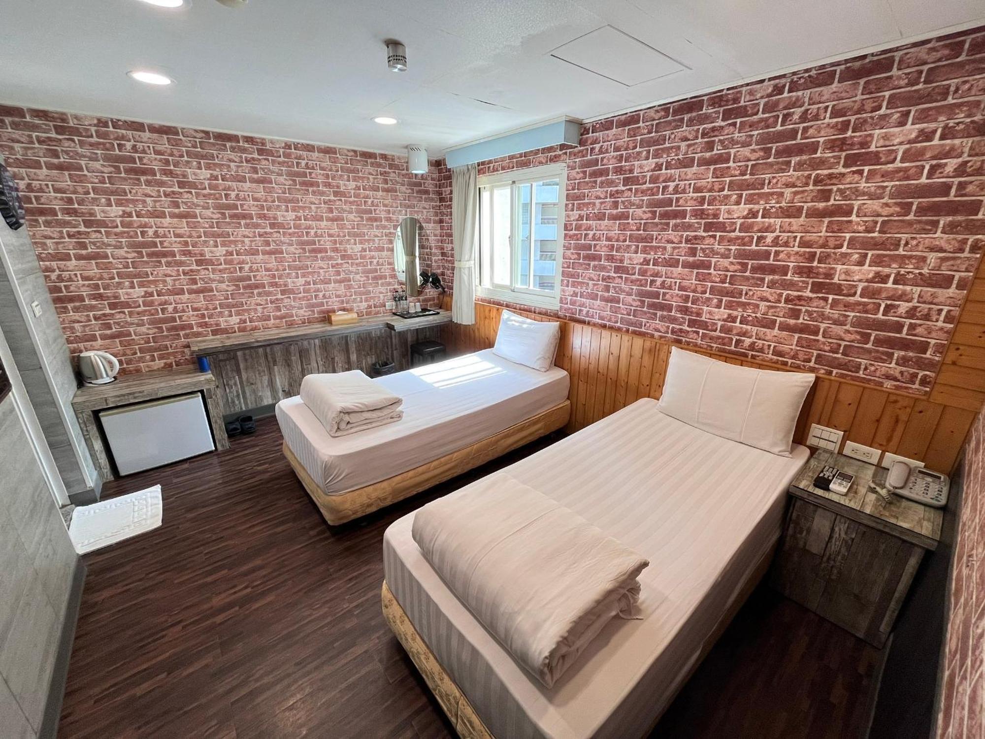 Bin Chen Business Hotel Hsinchu Exterior foto
